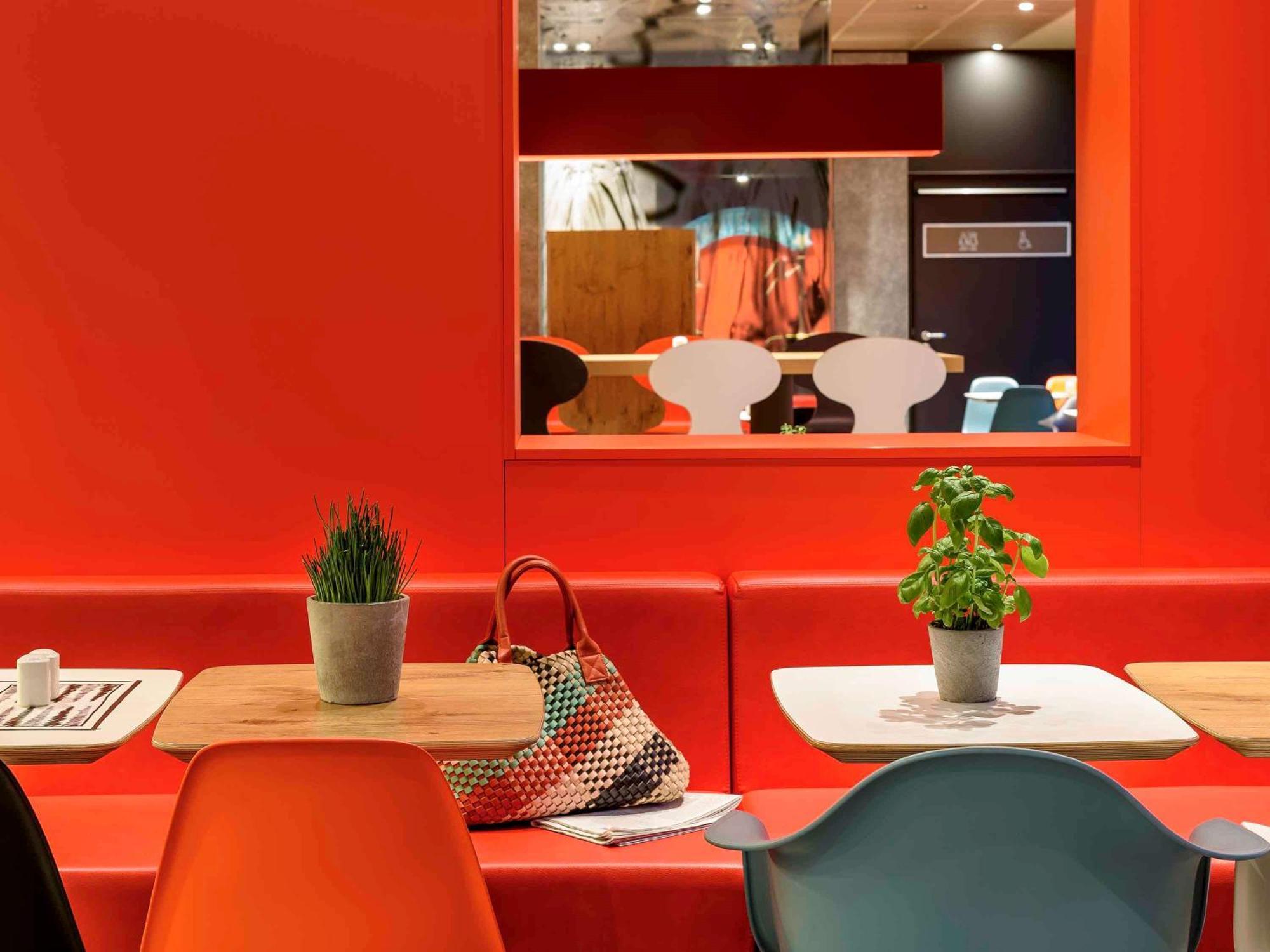 Ibis Leipzig City Bagian luar foto