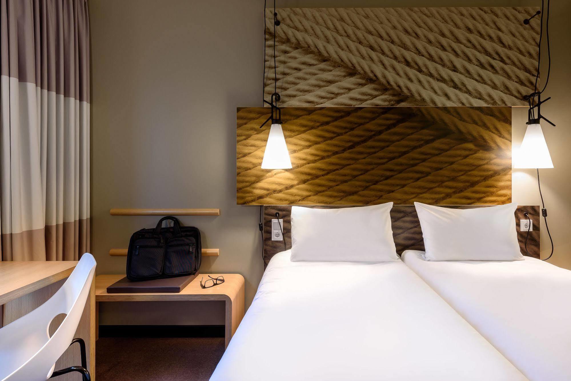 Ibis Leipzig City Bagian luar foto